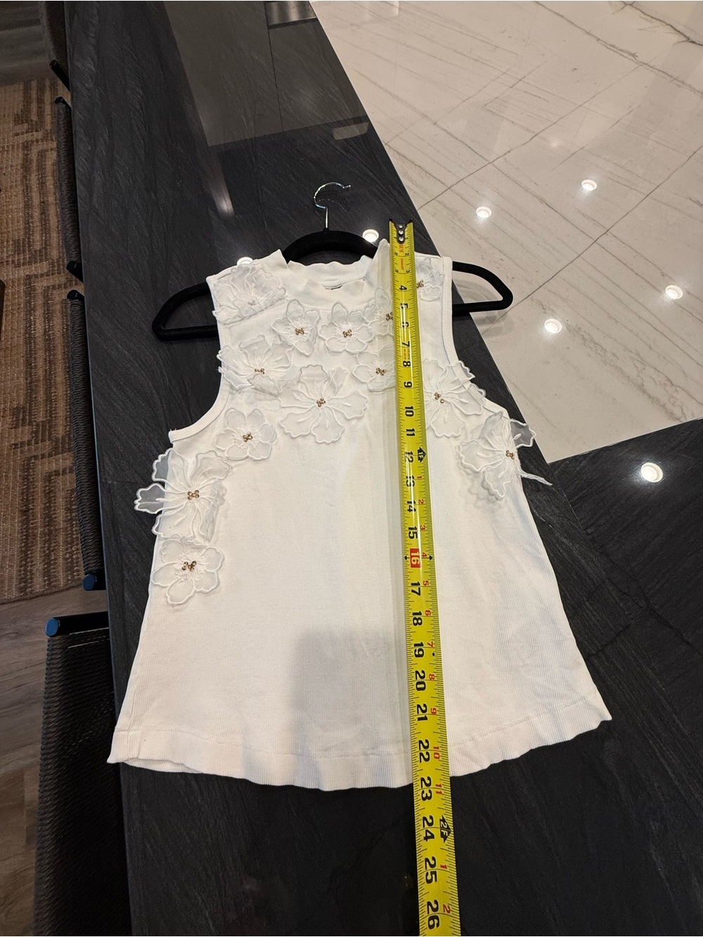 Anthropologie White Floral Appliqué Tank - Picture 5 of 6